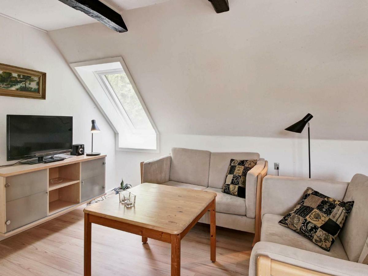 4 Person Holiday Home In Nex Langedeby Exteriör bild